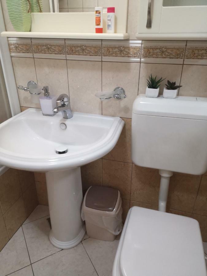 Apartman Mera Apartment Zadar Bagian luar foto