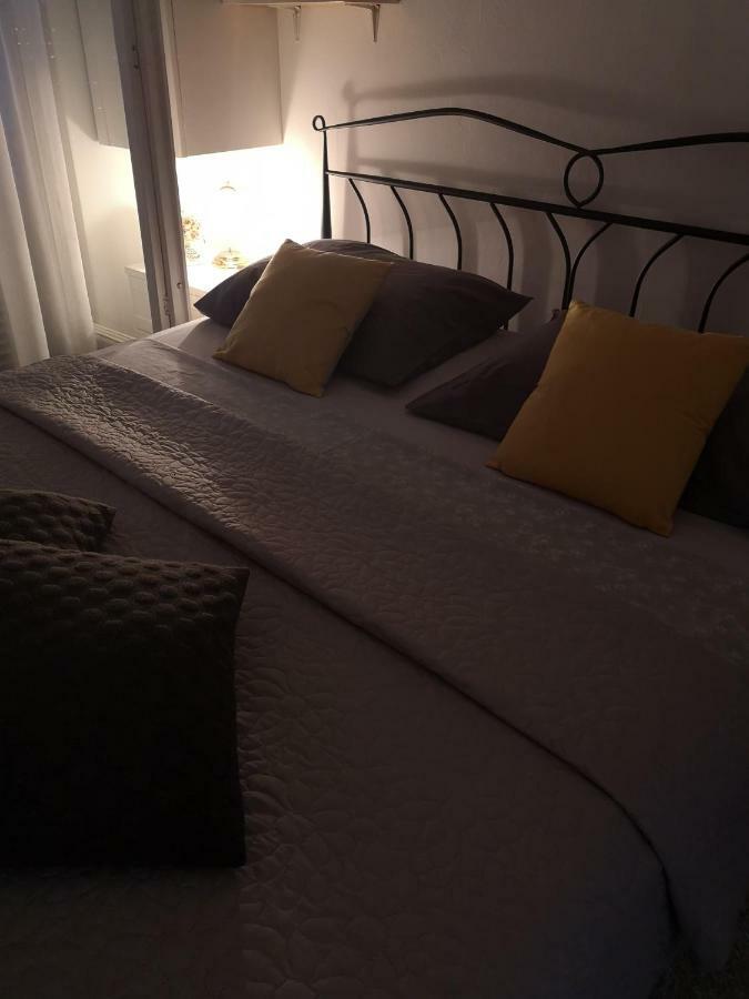 Apartman Mera Apartment Zadar Bagian luar foto